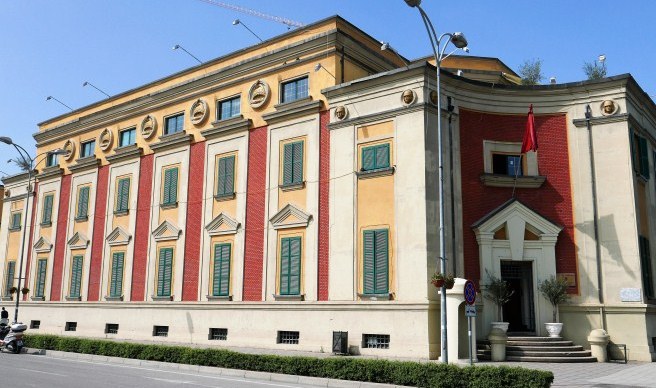 Kater shkolla ne Tirane do ndertohen me PPP: Bashkia pranon oferten 13.8 mln euro